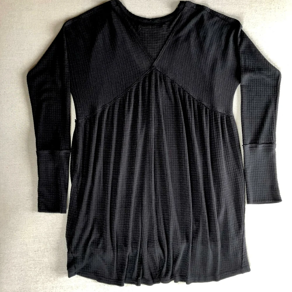 FREE PEOPLE Citrine Black Thermal Top Sz SNWOT!